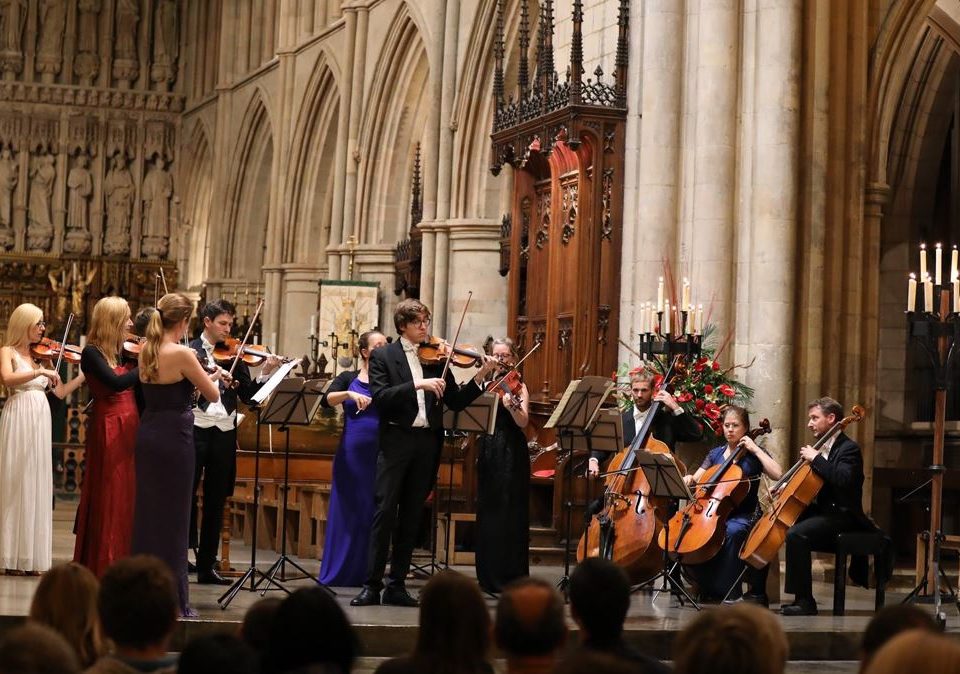 Enjoy classical music greats from the baroque period by romantic candlelight in the majestic nave of Winchester Cathedral. 